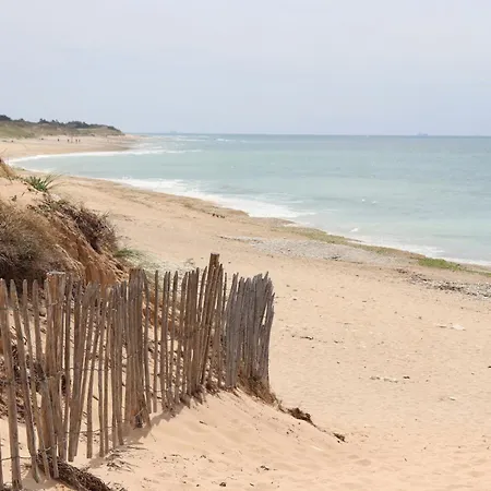 à 50 M, Pour 5 Avec Jardin&bbq Rivedoux-Plage